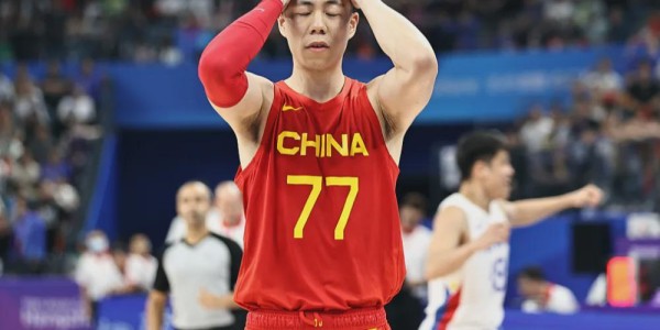 开云体育下载-23+9+6！中国锋霸崛起！改掉这3点，可比肩朱芳雨、丁彦雨航